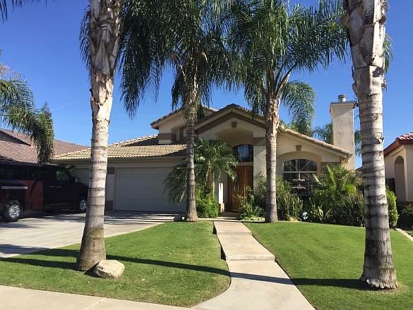 1st image of 10222 Crandon Park Dr