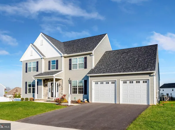 416 Royal Hunt Way #74, Lititz, PA 17543