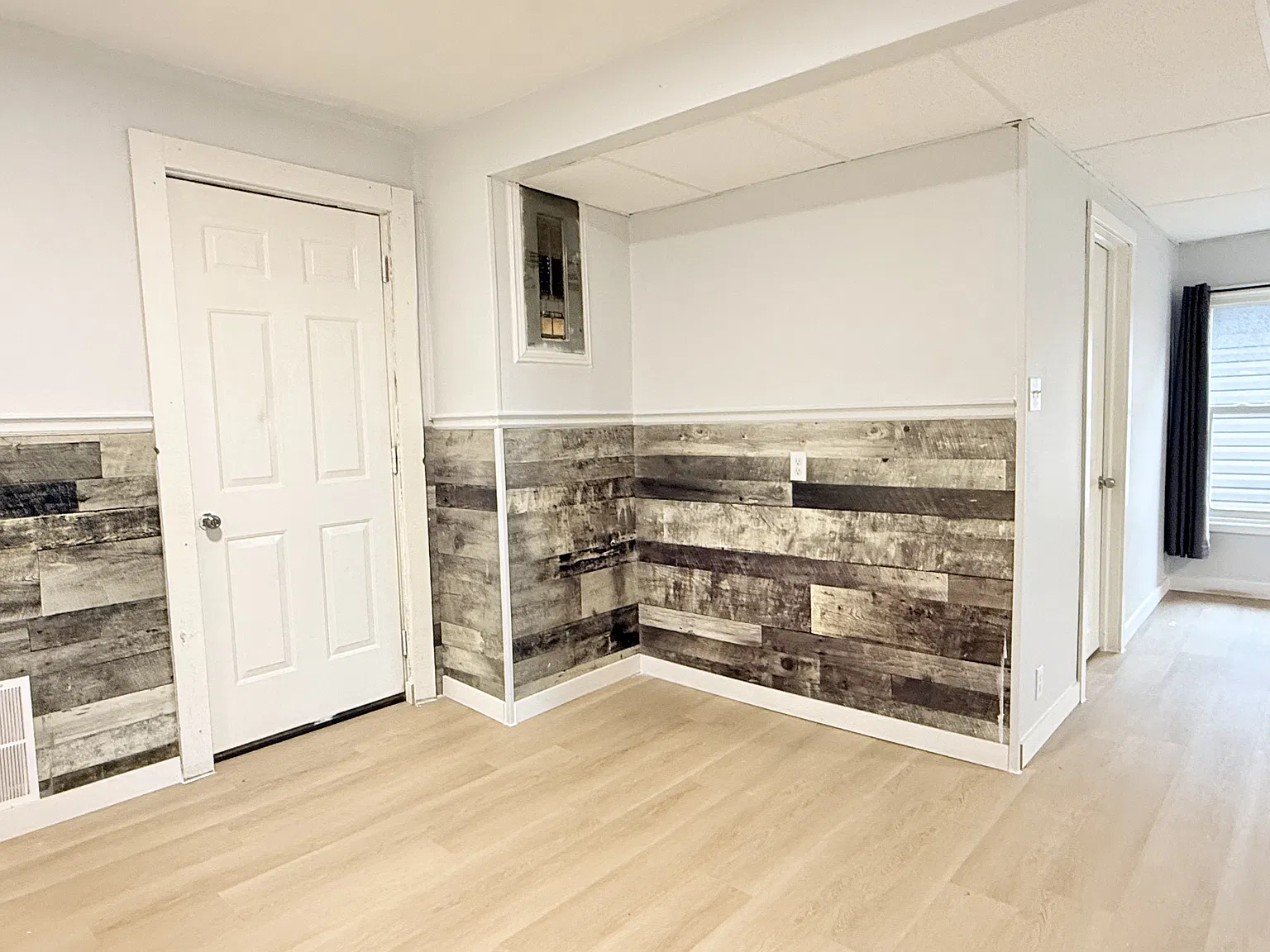 1 bed, $1,093 — Photo 3