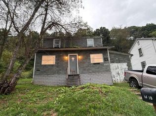 1610 Dixon Rd, Clymer, PA 15728