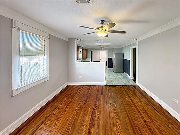 3rd image of 1028 Gaudet Dr