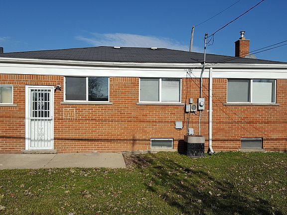3rd image of 21520 Lanse St