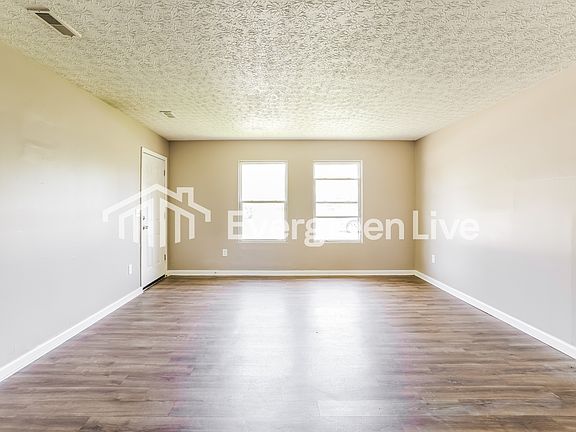 4th image of 2641 Bulen Ave