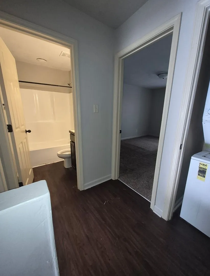 Stunning Townhome! 7718 S Street — Photo 3