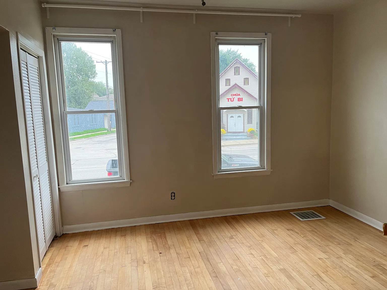 2 bed, 950 sqft, $1,445 — Photo 3