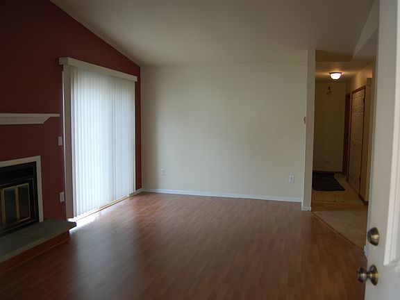 2nd image of 146 Tallow Wood Dr