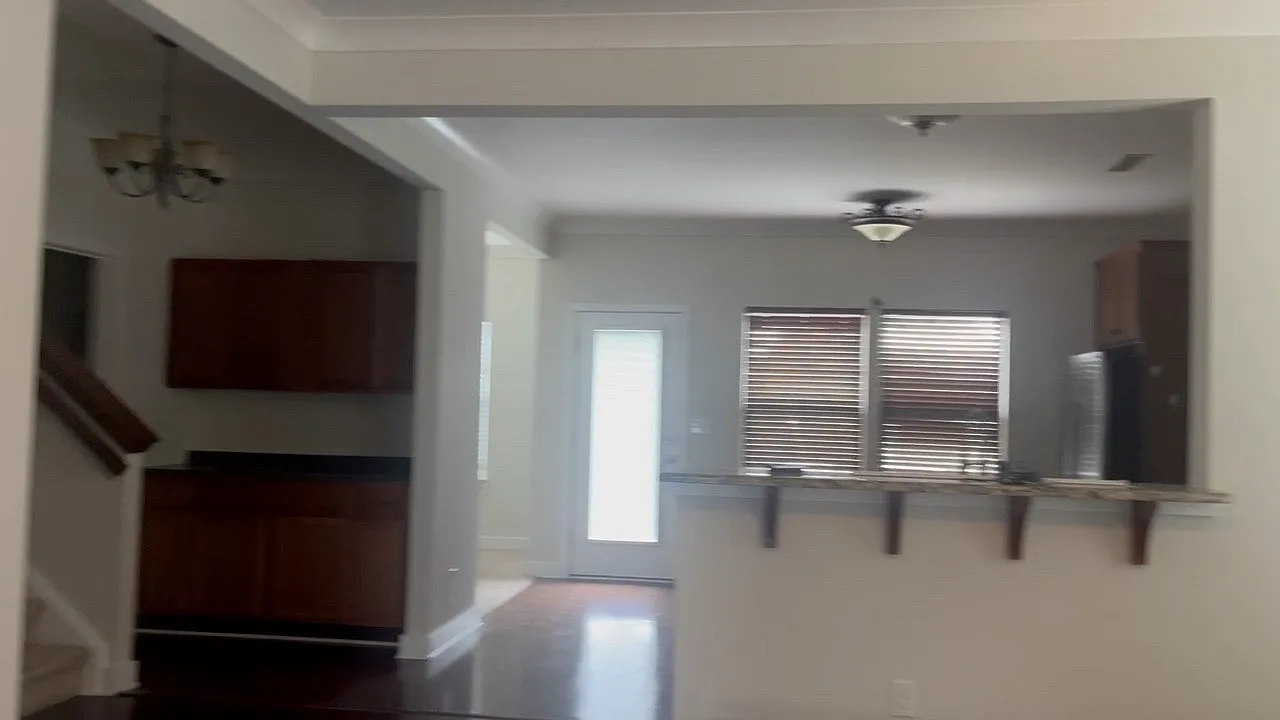 2834 Hopeton Ct — Photo 2