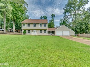 223 Haddon Cir, Brandon, MS 39047