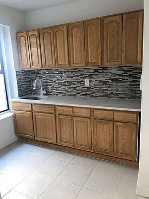 Rented by PMG Real Estate  | media 7