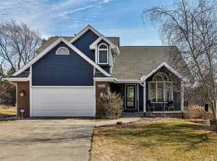 2434 SE 12th St, West Des Moines, IA 50265