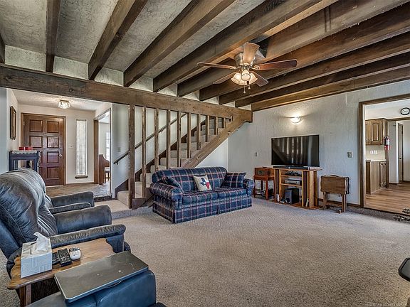 5th image of 8345 S Wright Pl