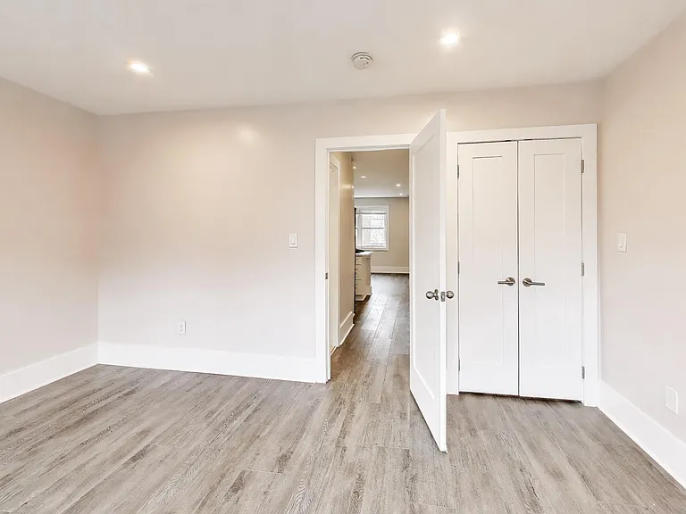 924 19th St NE #3 — Photo 10