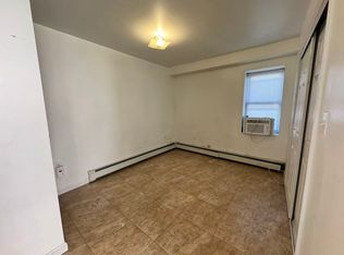 1103 Clarence Ave #1, Bronx, NY 10465