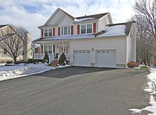 54 Van Zandt Dr, Hillsborough, NJ 08844