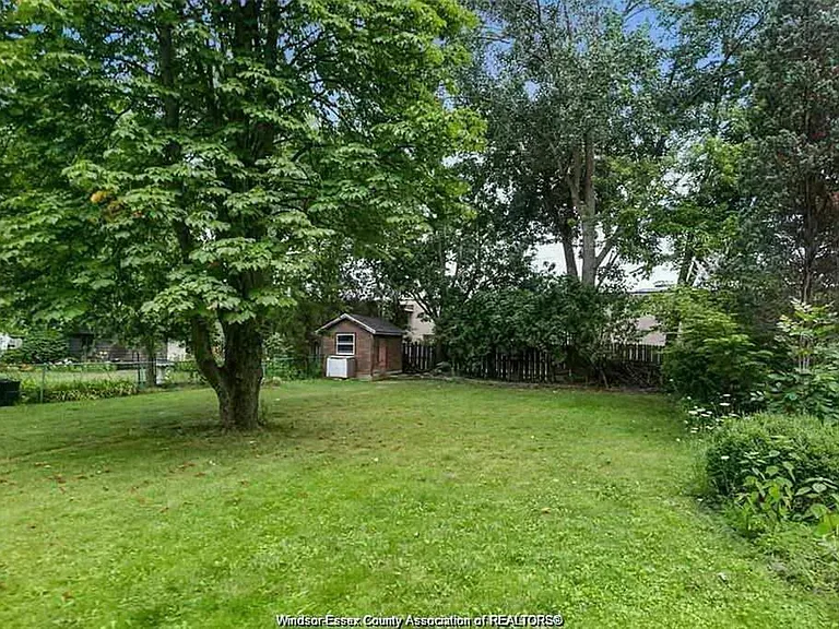 6711 Riverside Dr E — Photo 7
