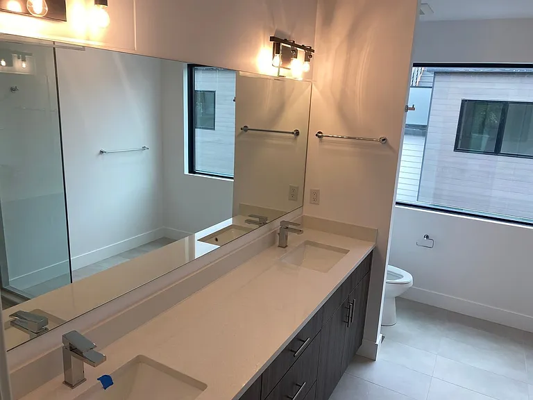 2465 Walnut St #9 — Photo 16