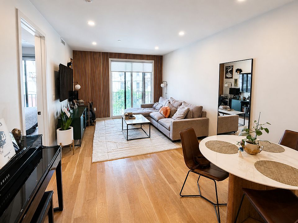 1st image of 1015A President St #2B