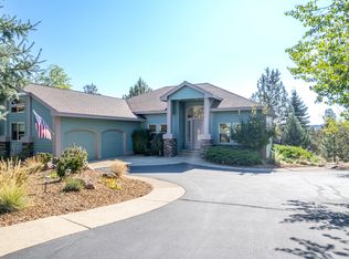 1760 Murrelet Dr, Redmond, OR 97756