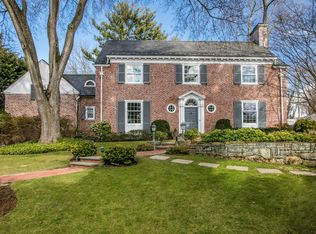 12 Bonnie Briar Ln, Larchmont, NY 10538