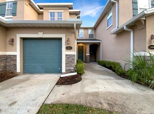 8881 Grassy Bluff Dr, Jacksonville, FL 32216