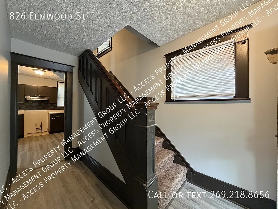 Updated for 2026! 3BR/2Bath Stuart neighborhood home! — Photo 2
