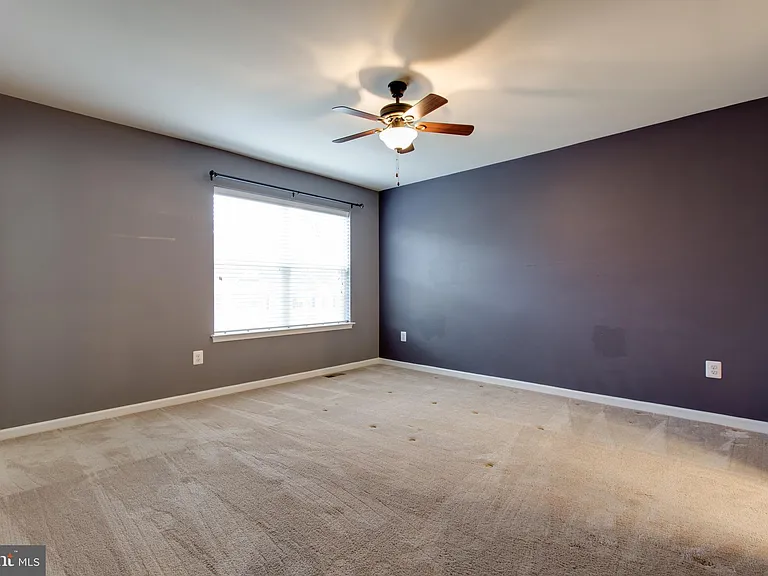 1314 Hawthorn Dr — Photo 20