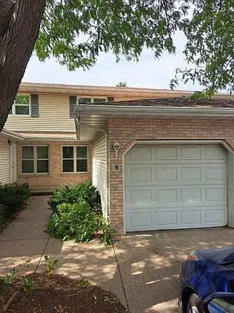 600 S Westland Dr #B — Photo 1