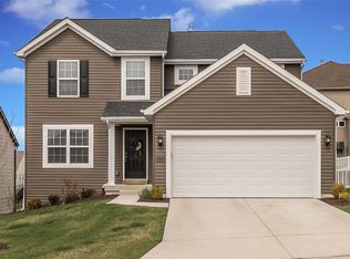 1535 Cannon Ridge Dr, Saint Louis, MO 63146