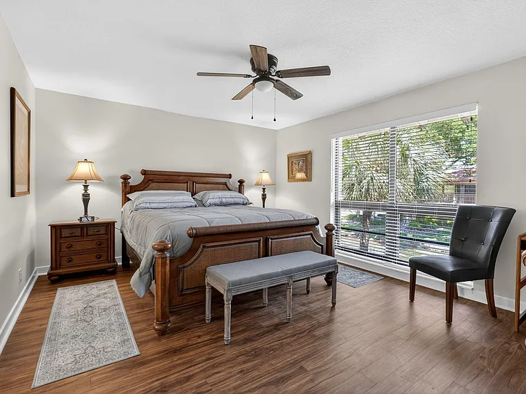 368 Brackenwood Cir — Photo 14