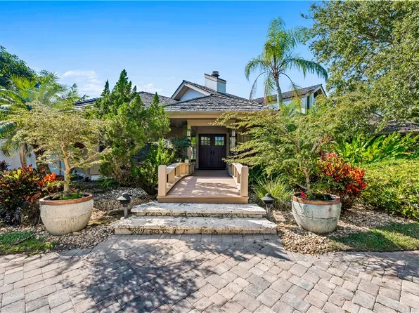 202 Spinnaker Dr, Vero Beach, FL 32963