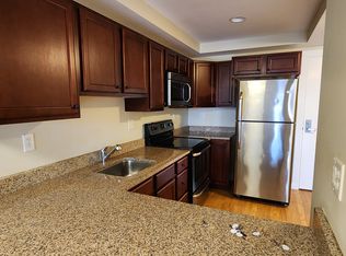 20 Pond St APT 203, Braintree, MA 02184