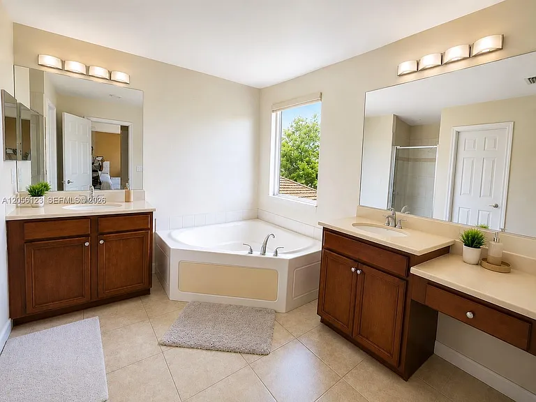 4415 E Whitewater Ave — Photo 19