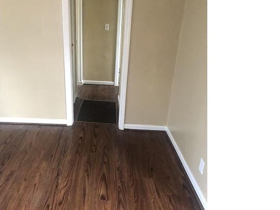 5th image of 3711 E Gregory Blvd #1