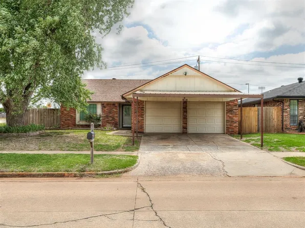 914 S Highland Dr, Mustang, OK 73064