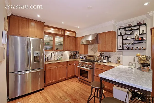 Rented by Corcoran | media 30