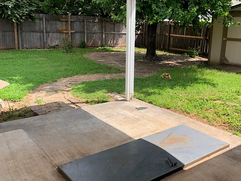 601 NW 18th Pl — Photo 18