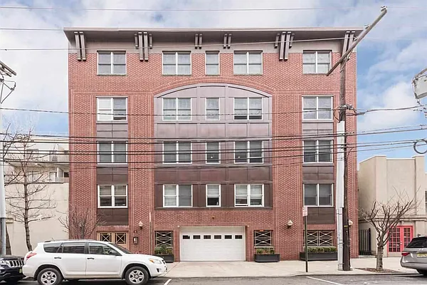 Rented by Dominant Properties, LLC | media 4