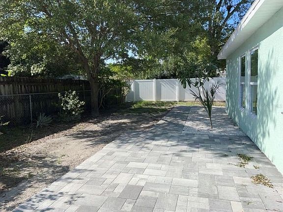5th image of 4708 18th Ave N