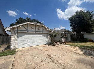 2317 Sharpshire Ln, Arlington, TX 76014