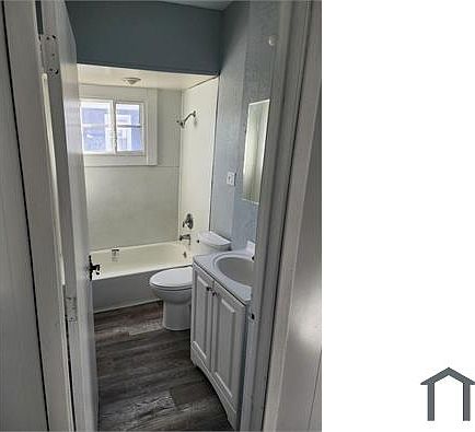 5th image of 2821 S 4th St