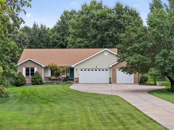 54 Minnie Ct, Old Monroe, MO 63369