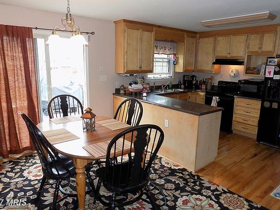 3rd image of 311 Edwards Dr