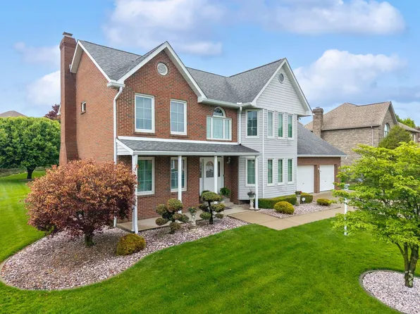 9470 Pembroke Cir, North Huntingdon, PA 15642