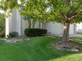 2214 Case Dr, Bloomington, IL 61701