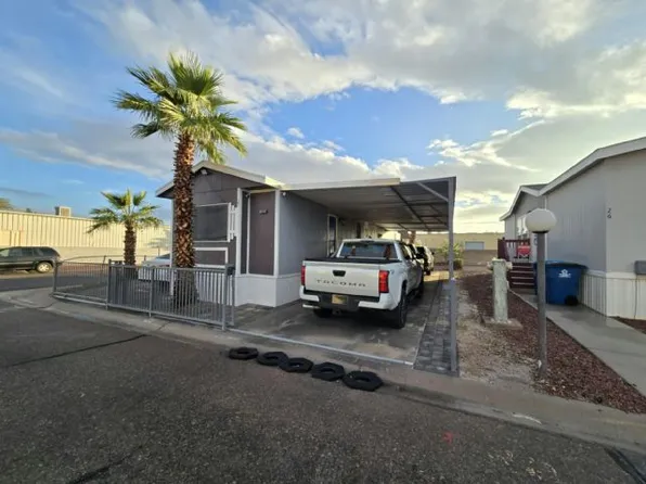 4650 E Carey Ave Trailer 27, Las Vegas, NV 89115