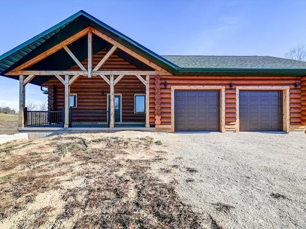 W1520 Rose Ln, Brodhead, WI 53520