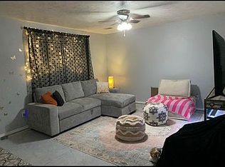 4034 White Oak Rd, Merriam Woods Village, MO 65740