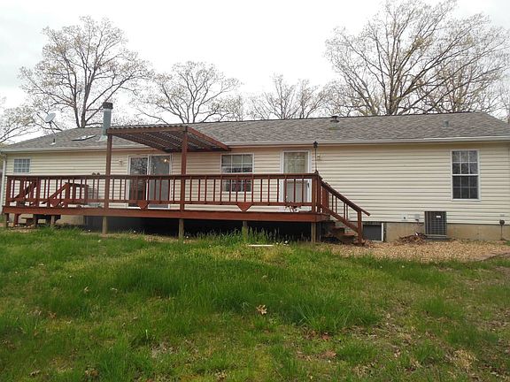 4th image of 130 Farr View Dr