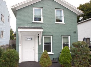 82 Lyndhurst St, Rochester, NY 14605