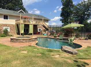 776 W Ferry Rd, Franklin, GA 30217